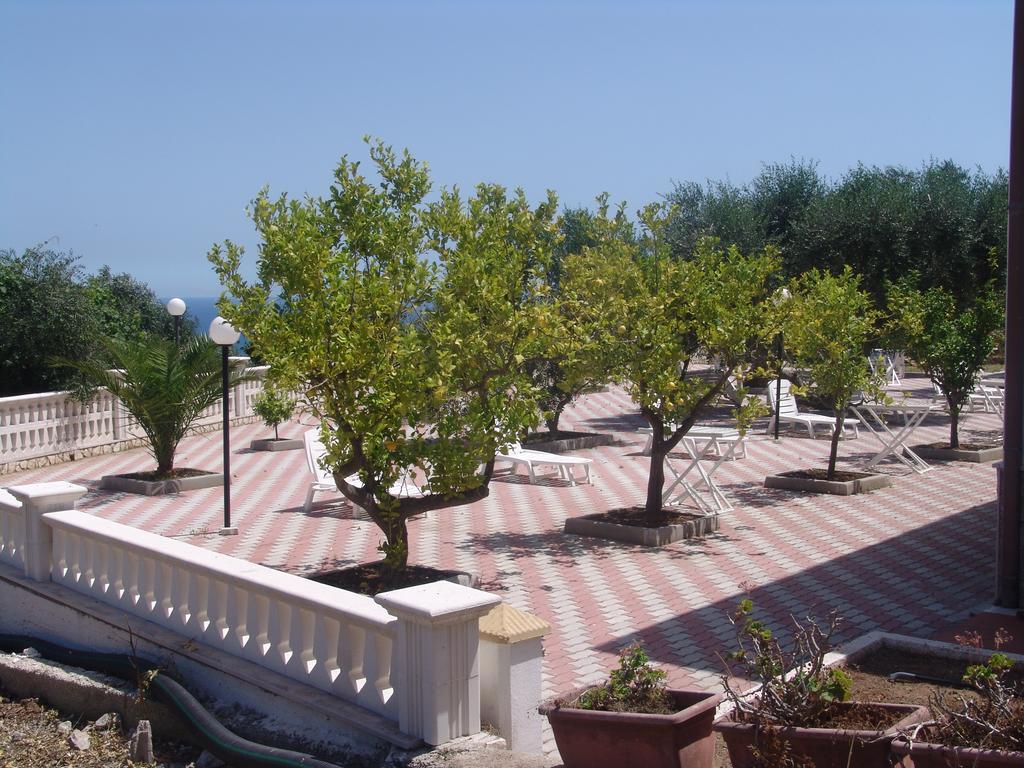 La Collinetta Hotel
